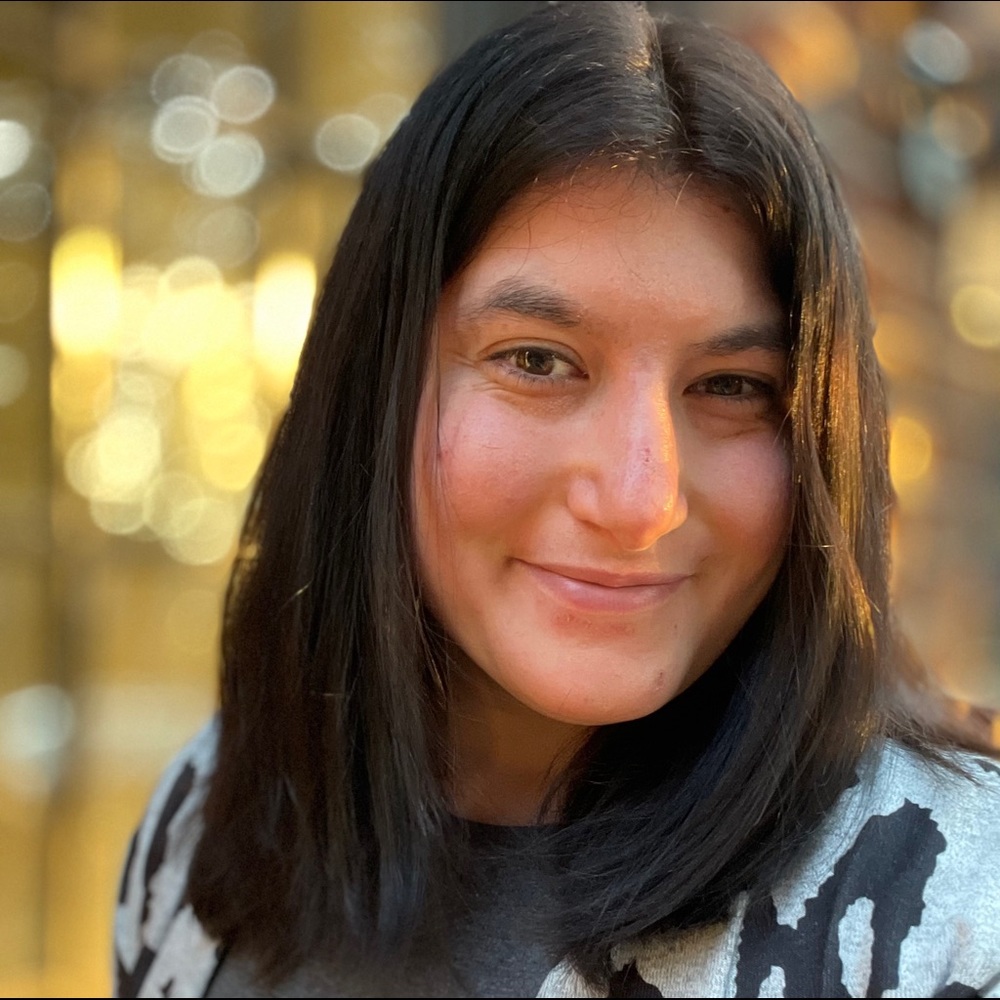 Meet your Posher, Talia